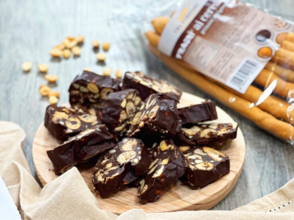 Snack al cioccolato con grissini